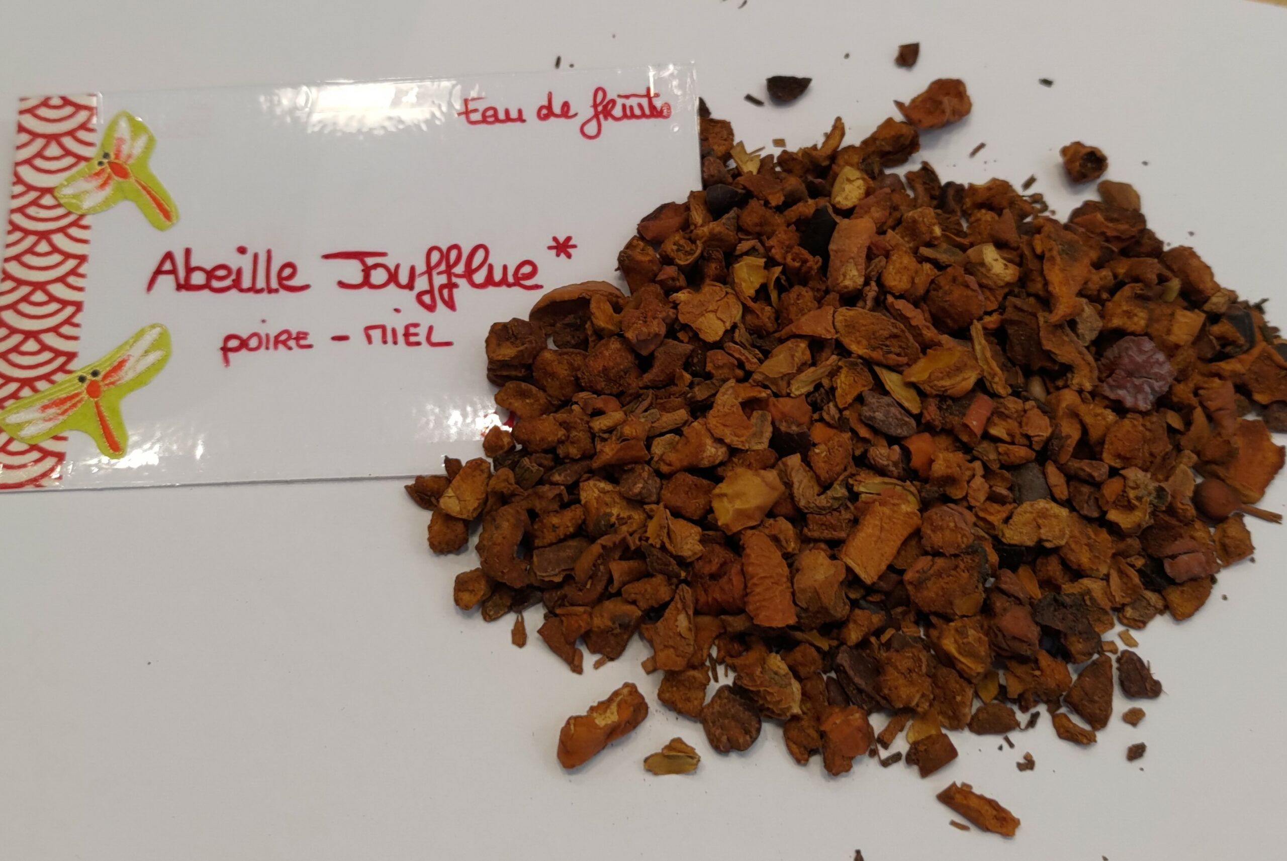 Abeille joufflue - eaux de fruits - en aparthé - lyon - boutique en ligne Abeille joufflue - eaux de fruits - en aparthé - lyon - boutique en ligne
